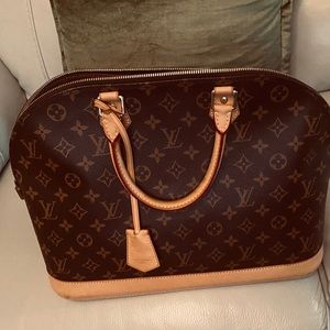 Louis Vuitton Alma Gm Logo print